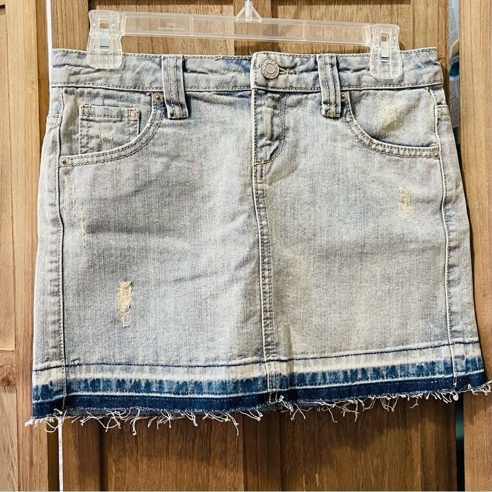 NWT So Wear it Declare It mini denim raw hem skirt.